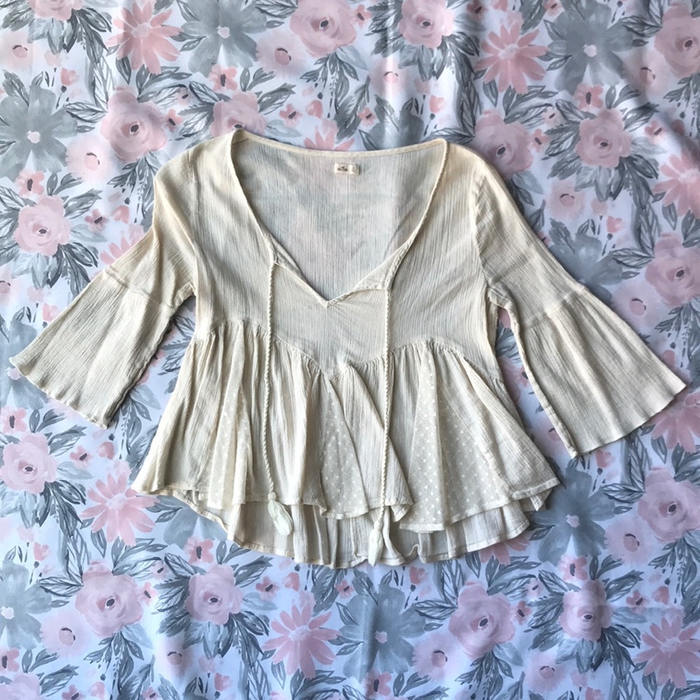 FLOWY BOHO CREAM BLOUSE